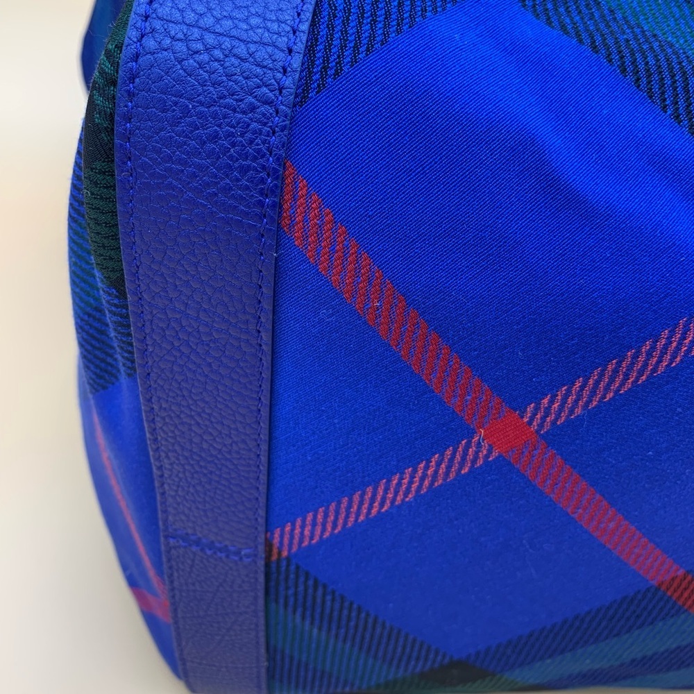 Burberry Plaid Canvas Large Tote Bag Knight Italy NWT *RARE* - Picture 4 of 16